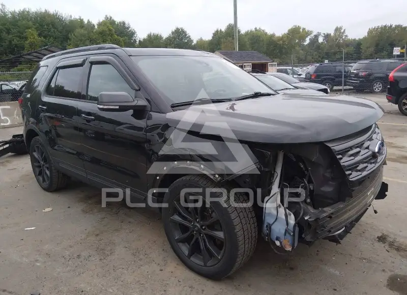 2018 Ford EXPLORER photo