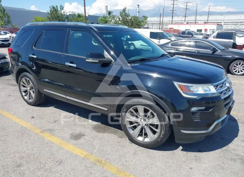 2018 Ford EXPLORER фото