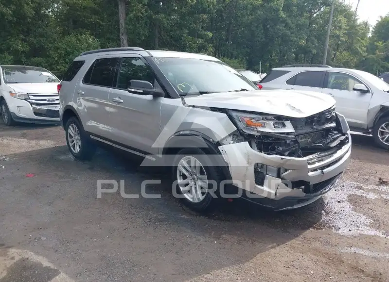 2018 Ford EXPLORER photo