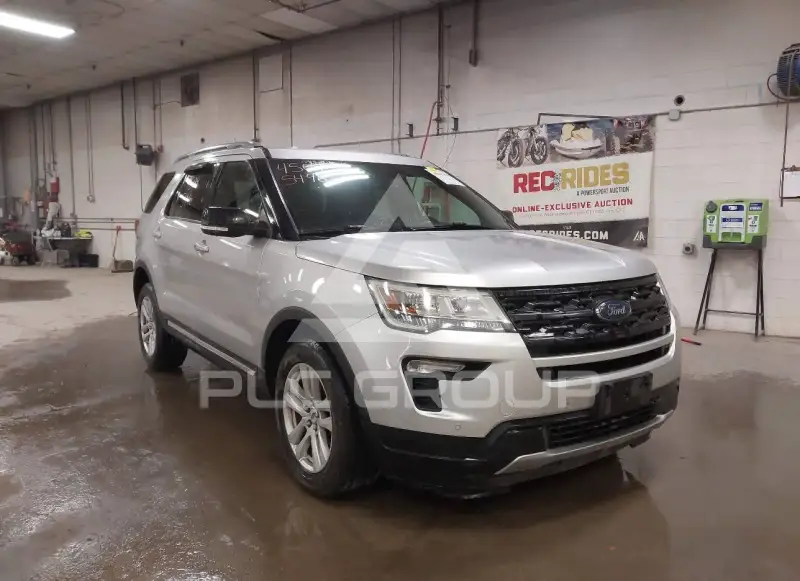 2018 Ford EXPLORER фото