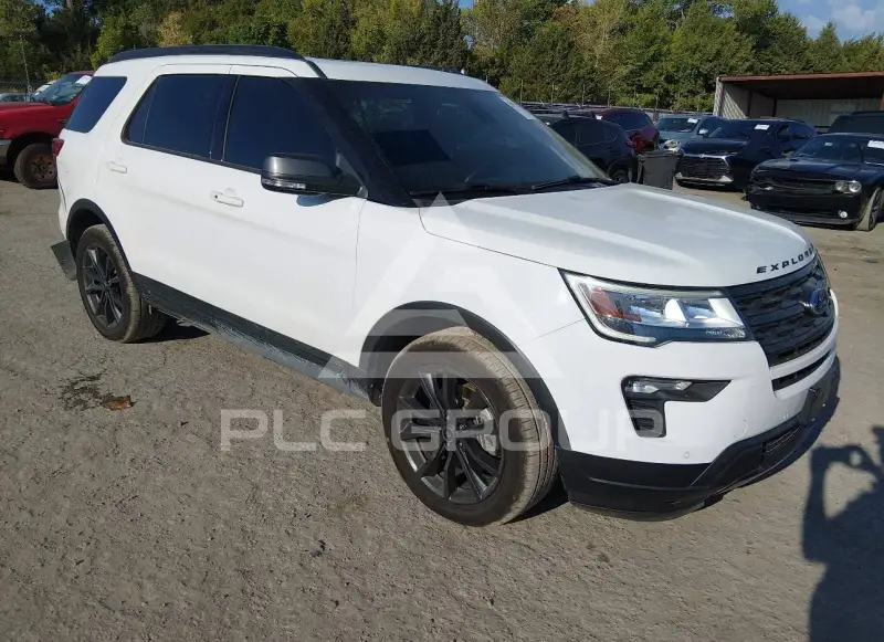 2018 Ford EXPLORER photo