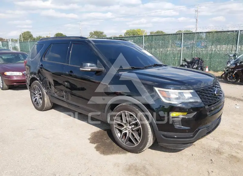 2018 Ford EXPLORER фото
