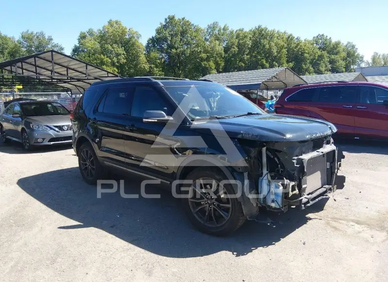 2018 Ford EXPLORER фото