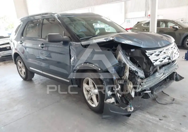 2018 Ford EXPLORER photo