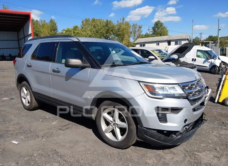 2018 Ford EXPLORER photo
