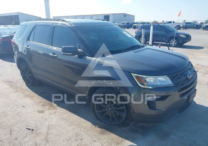 2018 Ford EXPLORER photo