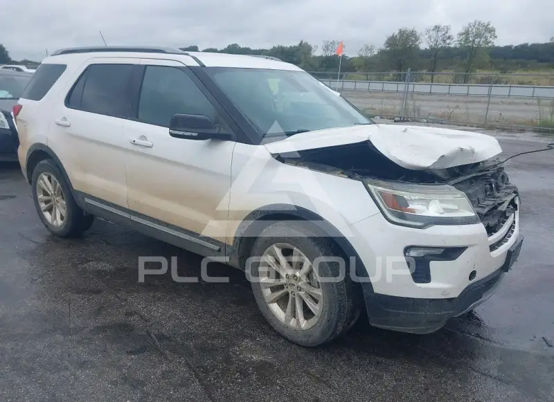 2018 Ford EXPLORER photo