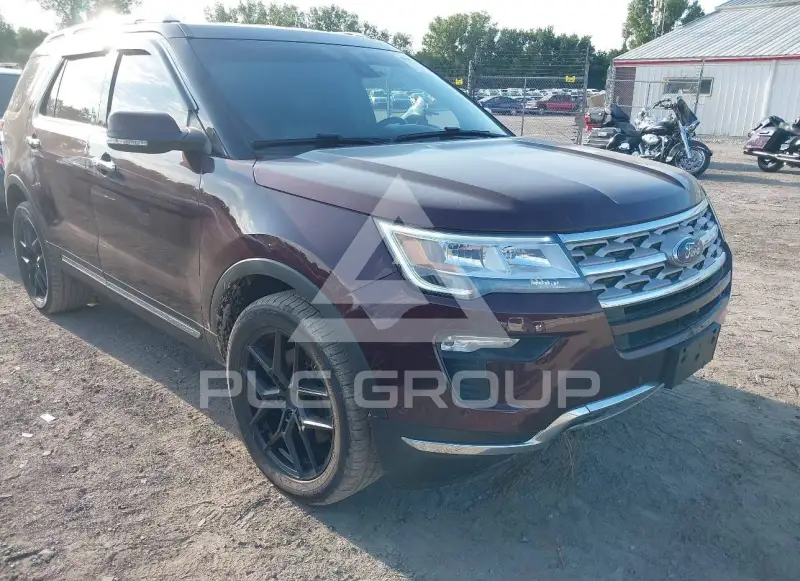 2018 Ford EXPLORER photo