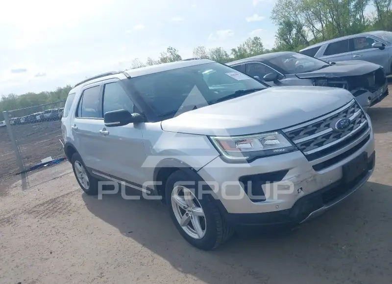 2018 Ford EXPLORER фото