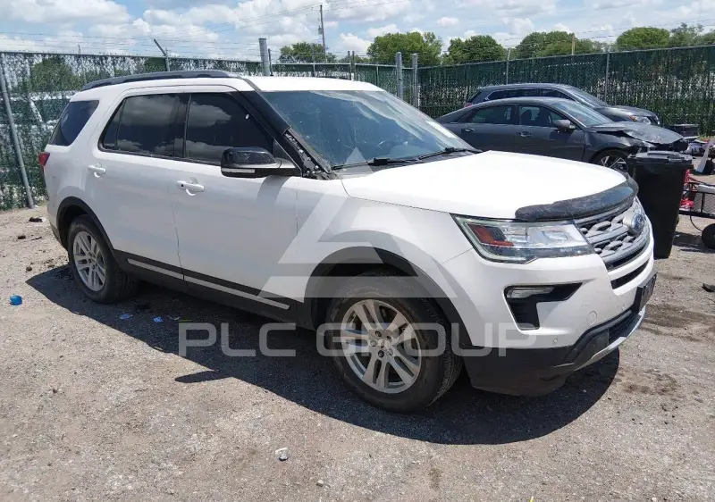 2018 Ford EXPLORER фото