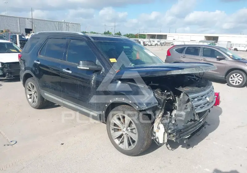 2018 Ford EXPLORER фото