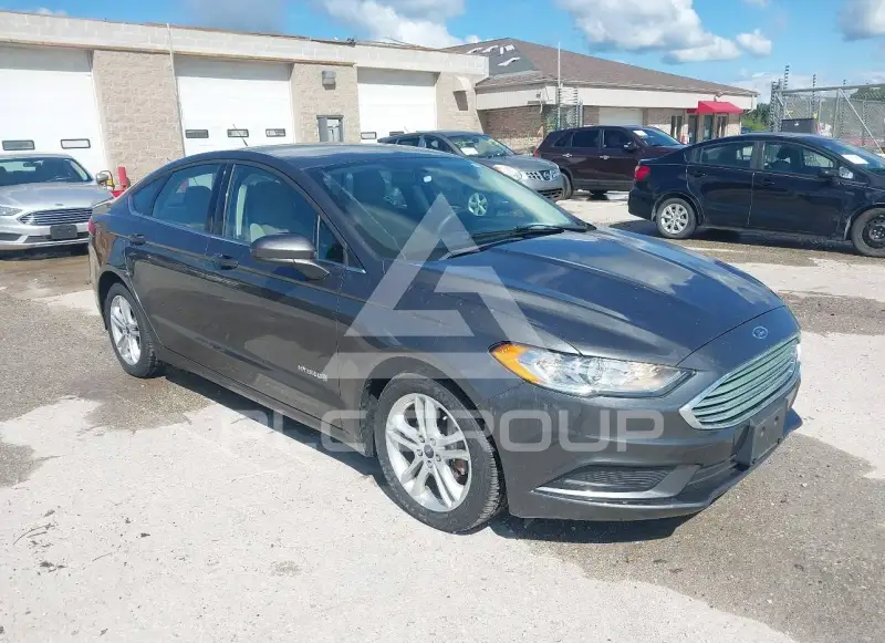 2018 Ford FUSION фото