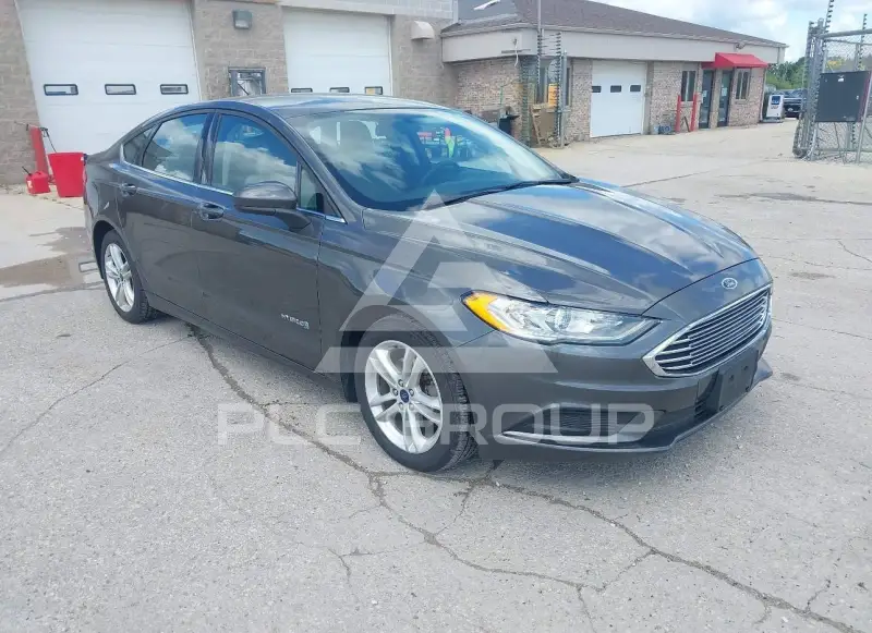 2018 Ford FUSION фото