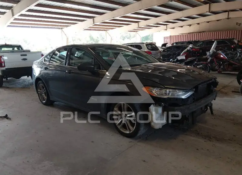 2018 Ford FUSION фото
