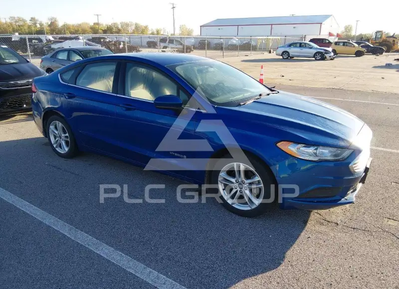 2018 Ford FUSION фото