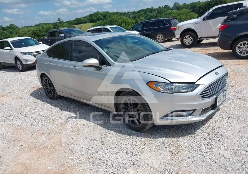 2018 Ford FUSION фото