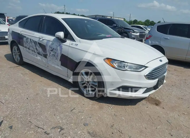 2018 Ford FUSION фото