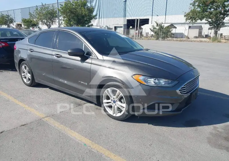 2018 Ford FUSION фото