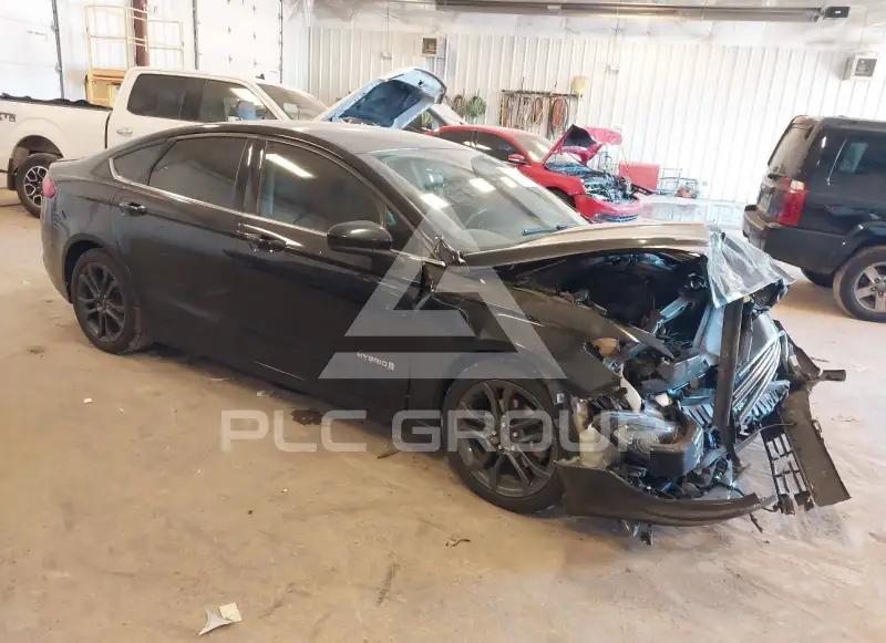 2018 Ford FUSION photo
