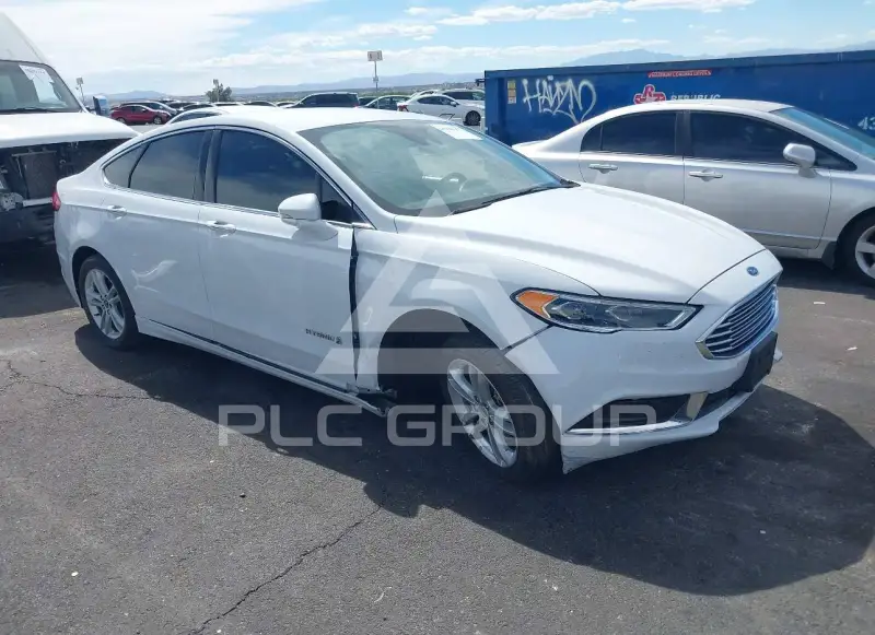 2018 Ford FUSION фото