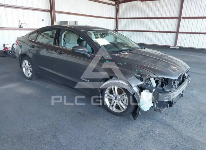 2018 Ford FUSION фото