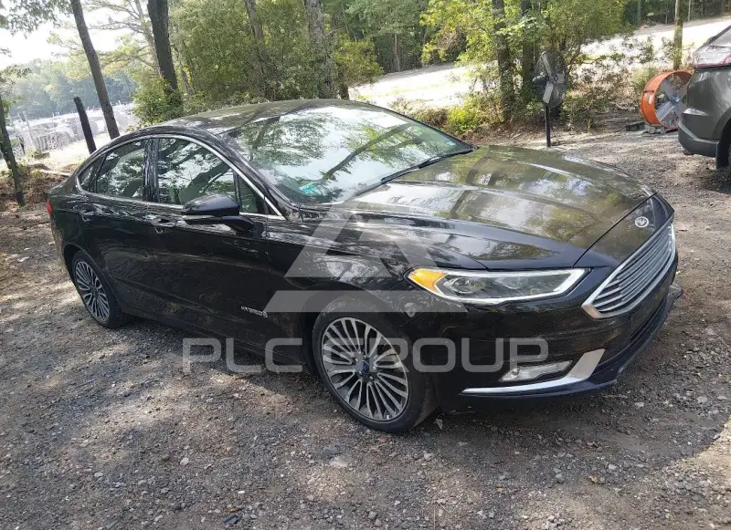 2018 Ford FUSION photo
