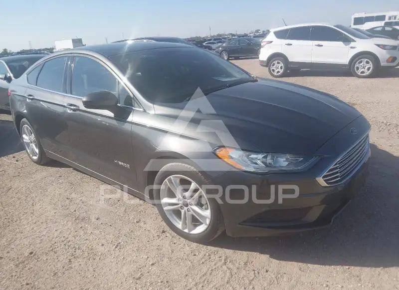 2018 Ford FUSION фото