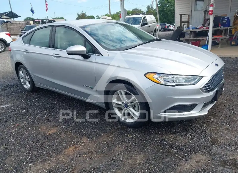 2018 Ford FUSION фото