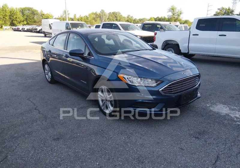 2018 Ford FUSION photo
