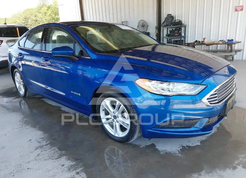 2018 Ford FUSION фото