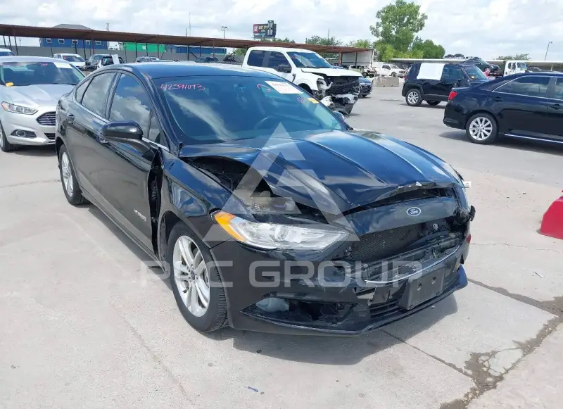 2018 Ford FUSION photo
