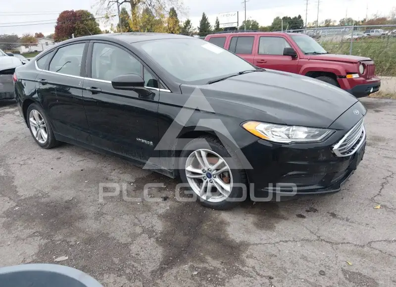 2018 Ford FUSION photo