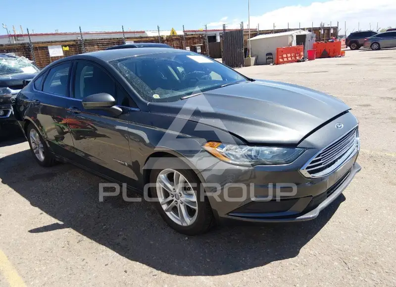 2018 Ford FUSION фото