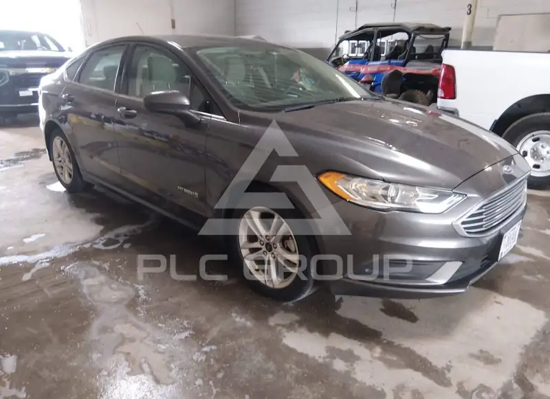 2018 Ford FUSION фото