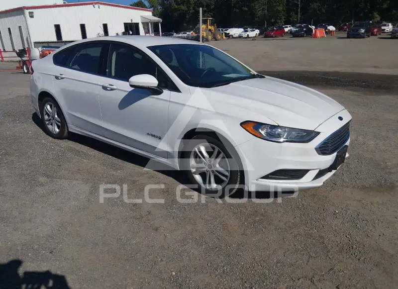 2018 Ford FUSION photo