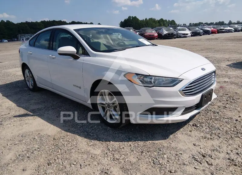 2018 Ford FUSION фото