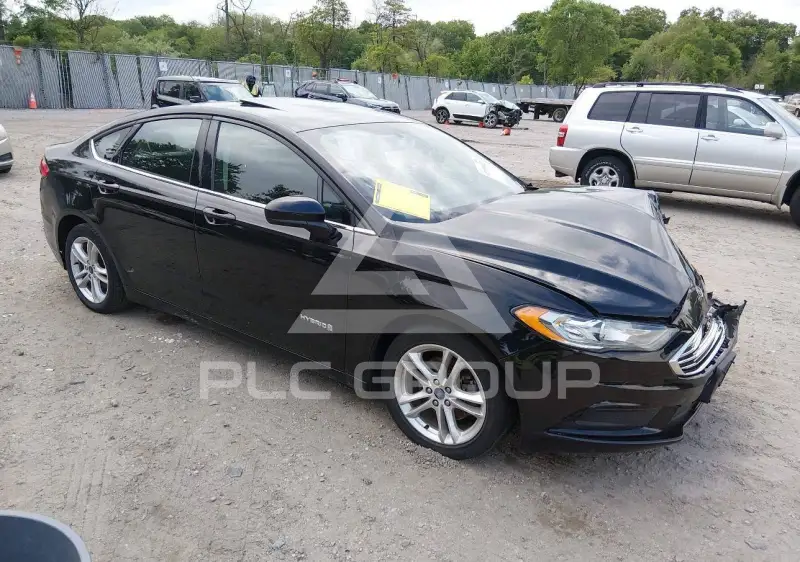 2018 Ford FUSION фото