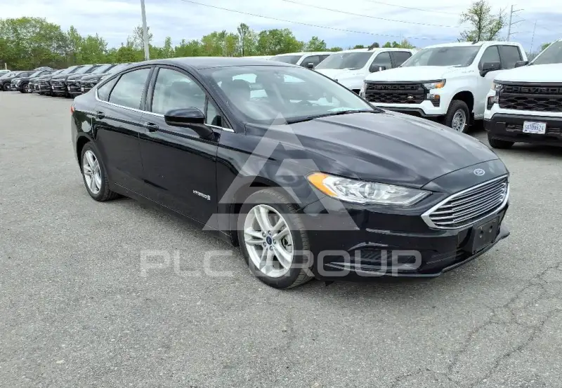 2018 Ford FUSION photo