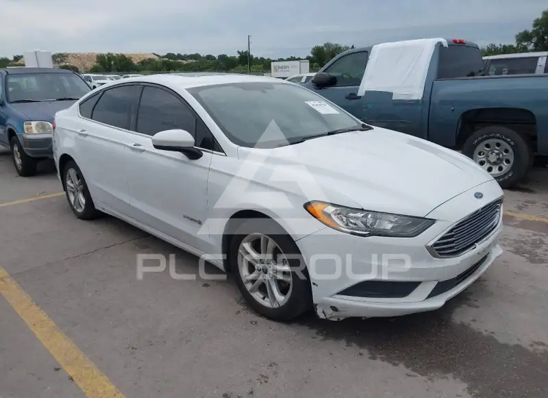 2018 Ford FUSION фото