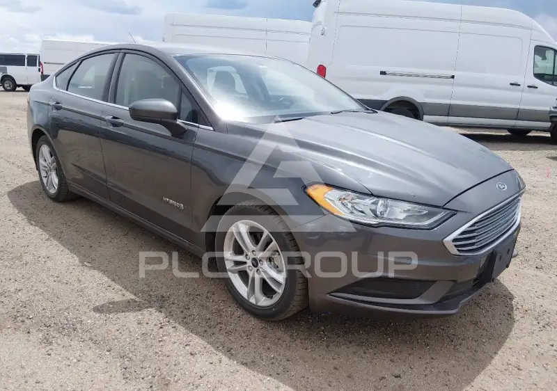 2018 Ford FUSION фото