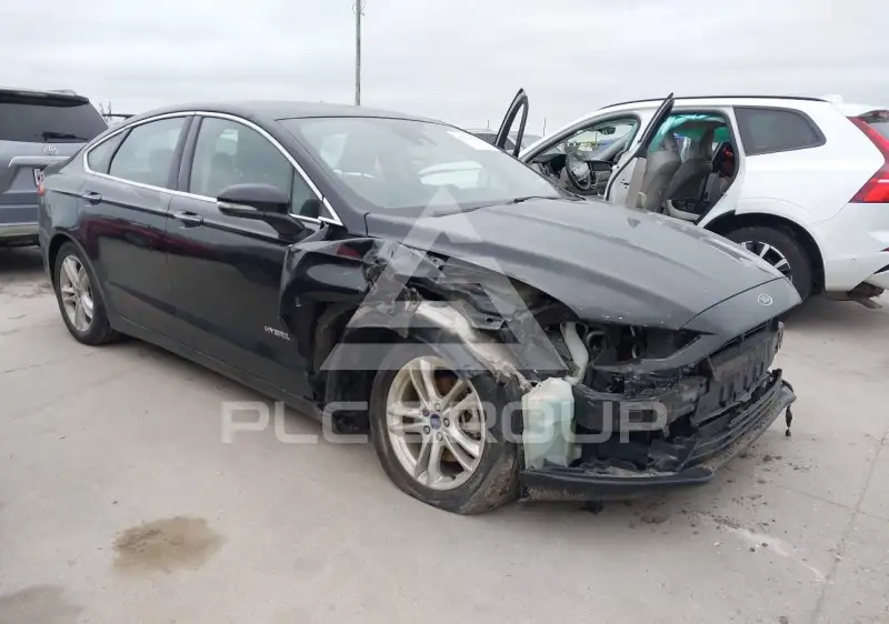 2018 Ford FUSION фото