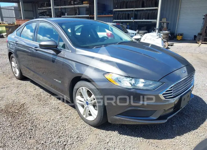 2018 Ford FUSION фото