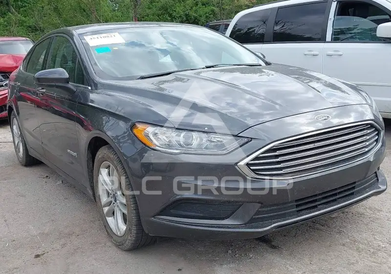 2018 Ford FUSION фото