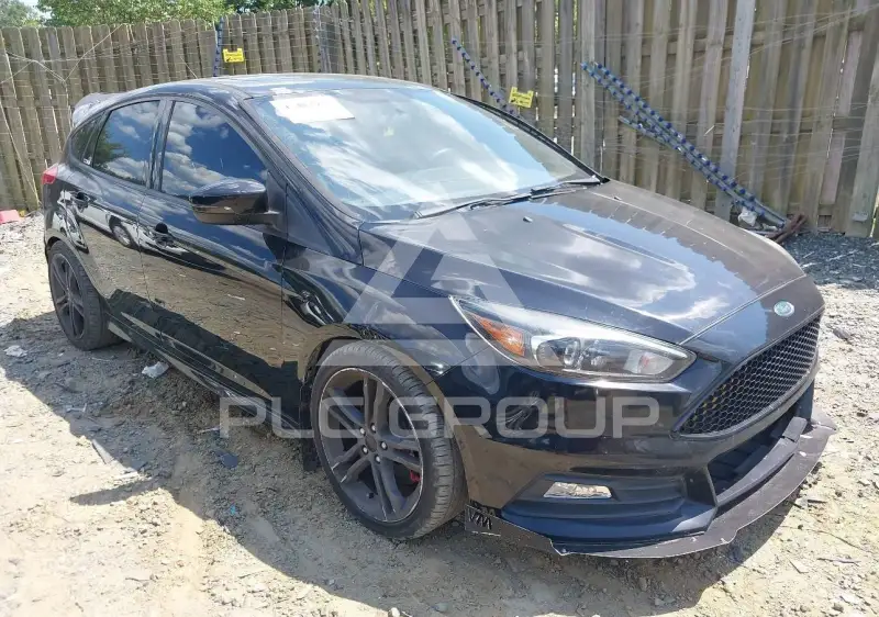 2018 Ford FOCUS фото