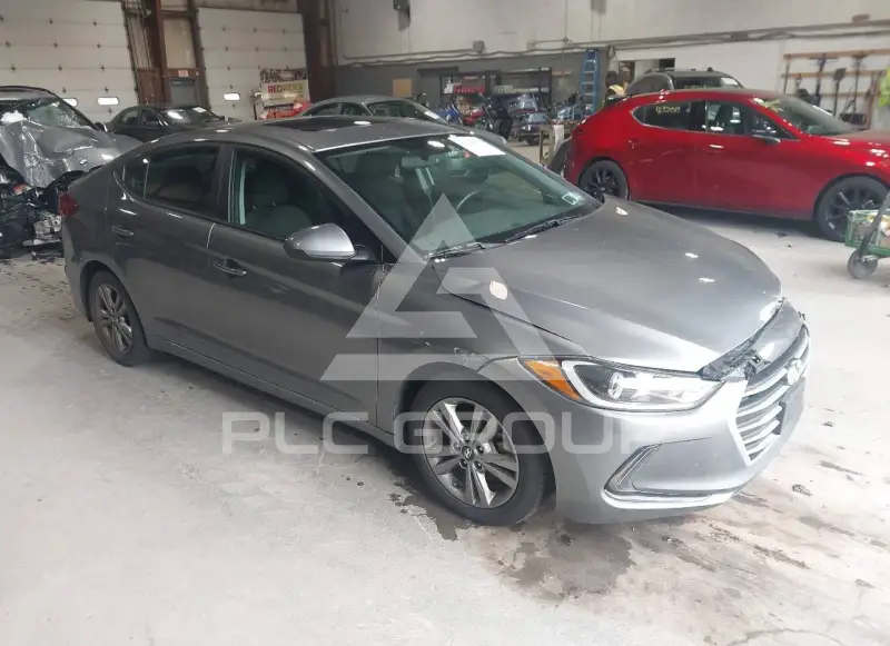 2018 Hyundai Elantra photo