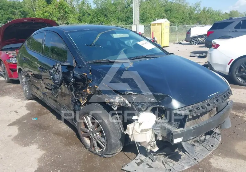 2018 Hyundai Elantra фото