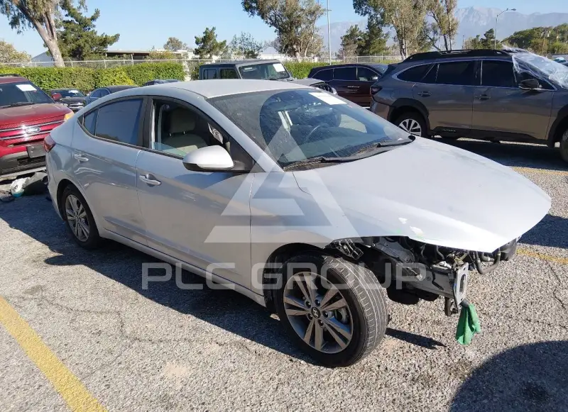 2018 Hyundai Elantra photo