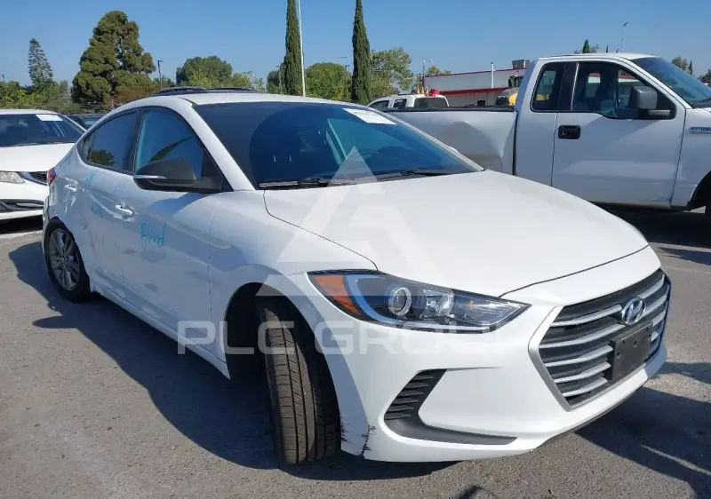 2018 Hyundai Elantra фото