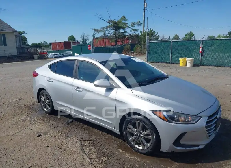 2018 Hyundai Elantra photo
