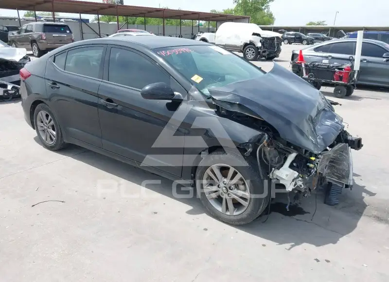 2018 Hyundai Elantra photo